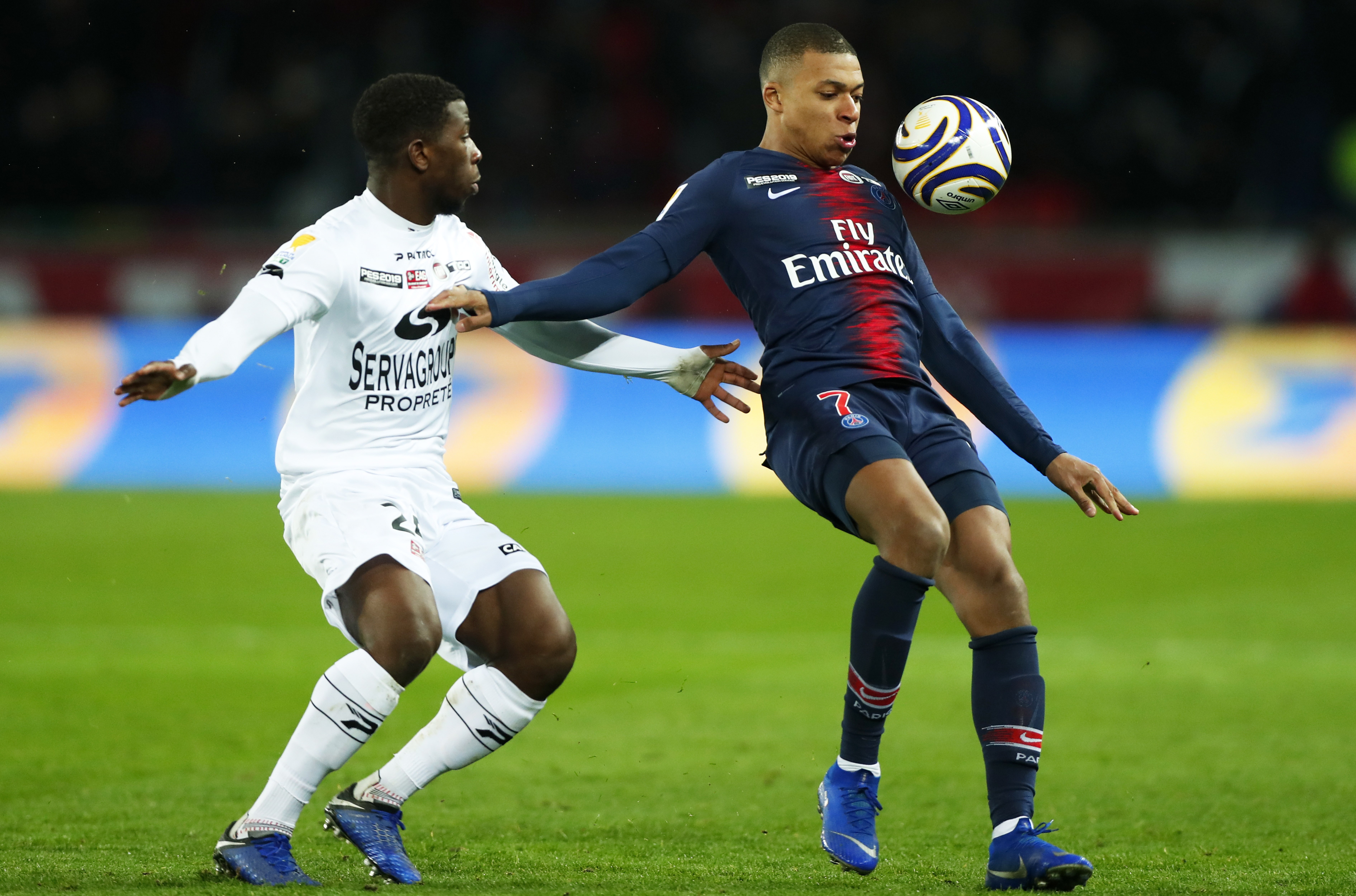 在他们对比 在他们对比