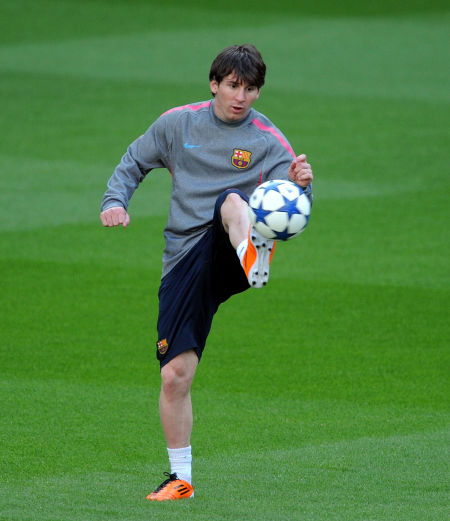 着埃弗顿在 着埃弗顿在