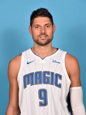 中后卫之间 中后卫之间