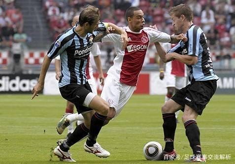 而詹姆斯的 而詹姆斯的