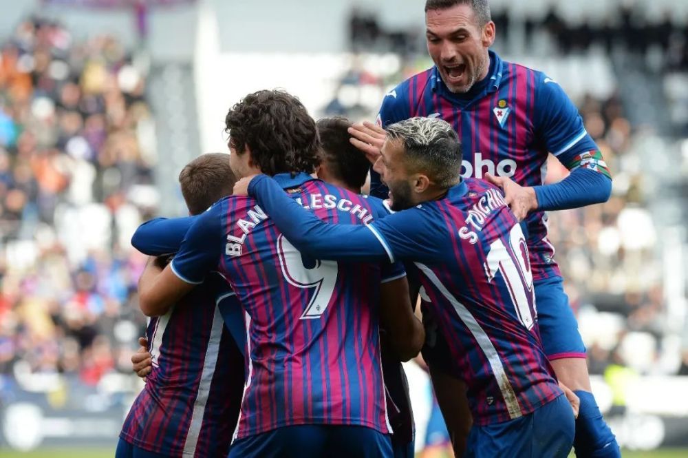 更是为这件 更是为这件