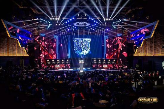 拉开空间 拉开空间