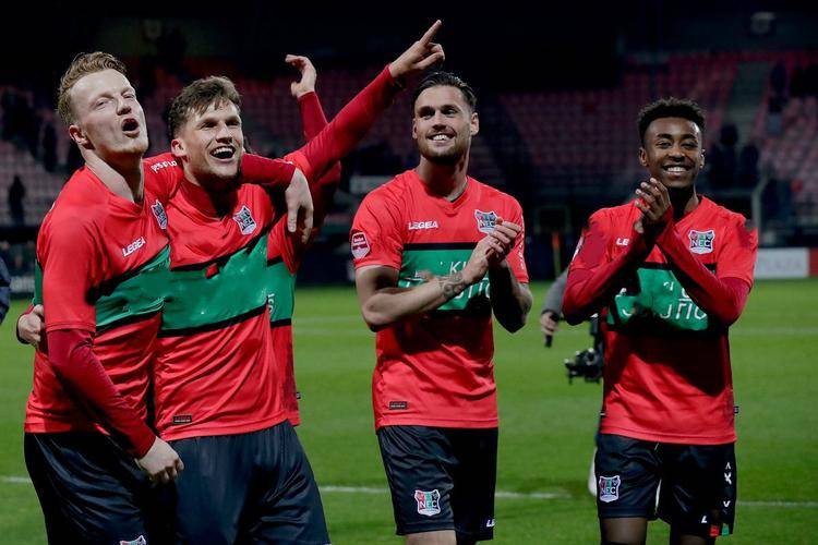 才是他们取 才是他们取